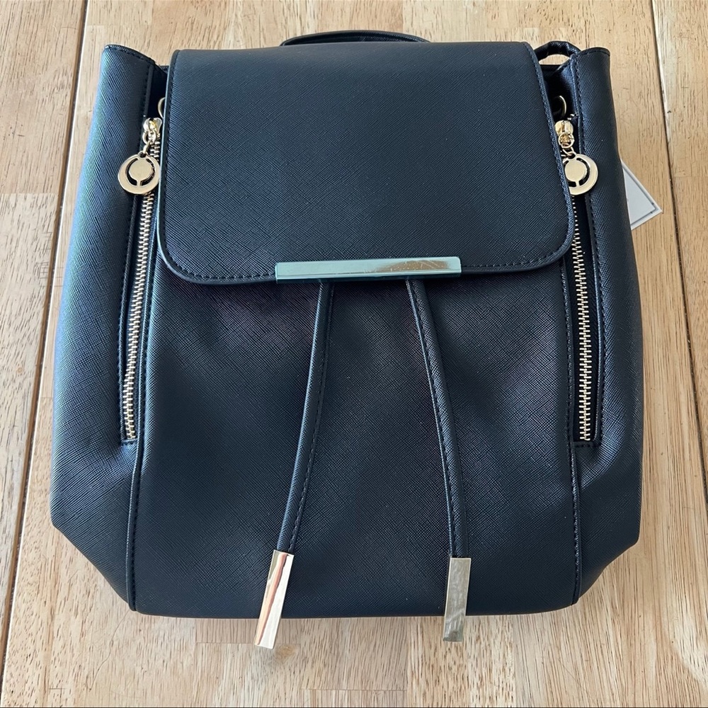 B&E Life Backpack Purse
